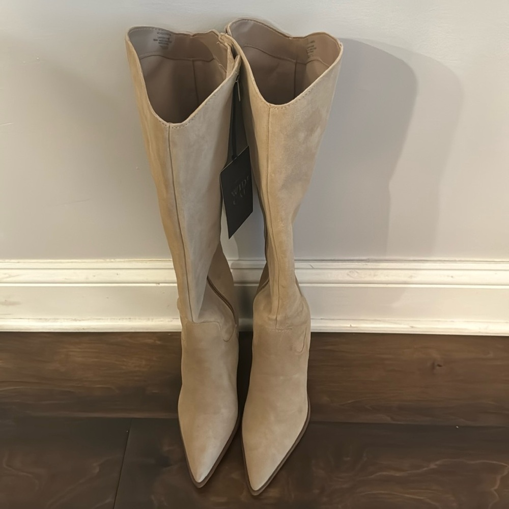 VINCE CAMUTO Oyennda Tall Boot NEW - Picture 2 of 16